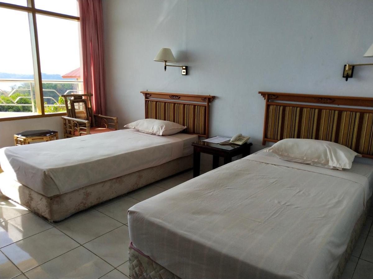 Bukit Kenari Hotel & Restaurant Pare-Pare ภายนอก รูปภาพ
