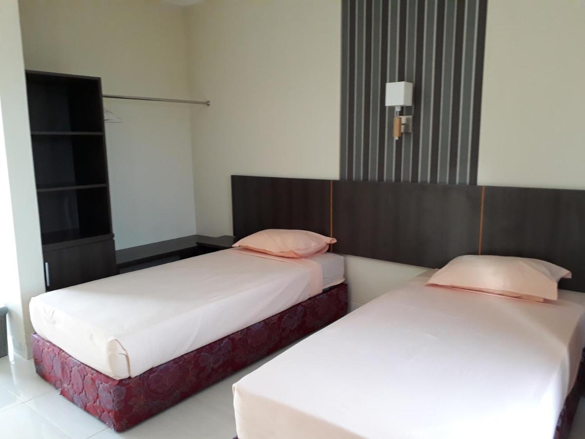 Bukit Kenari Hotel & Restaurant Pare-Pare ภายนอก รูปภาพ